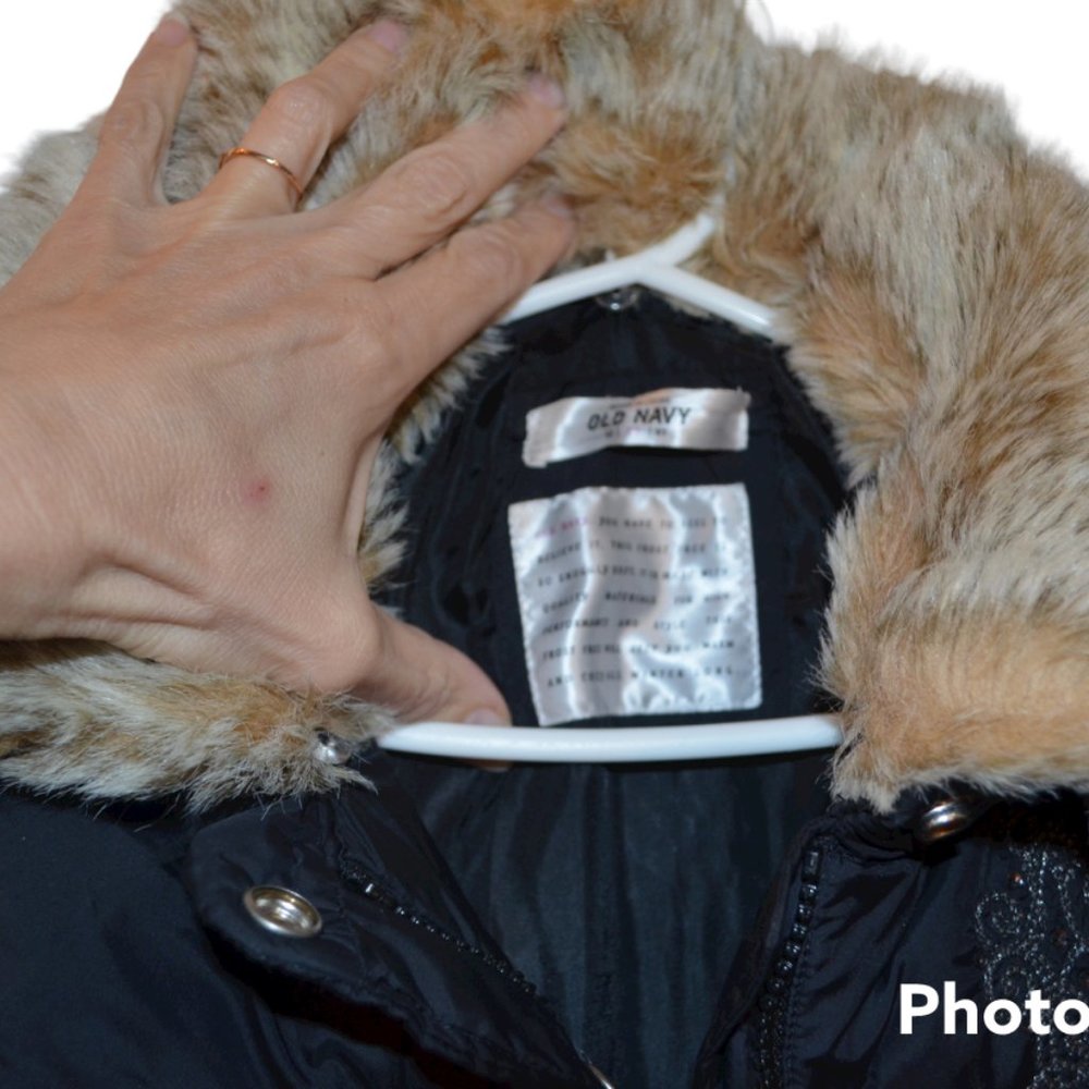 Old Navy Winter FrostFreeCoat Faux Fur Collar Button Fastened Zip/Snaps Front XS - Picture 4 of 8